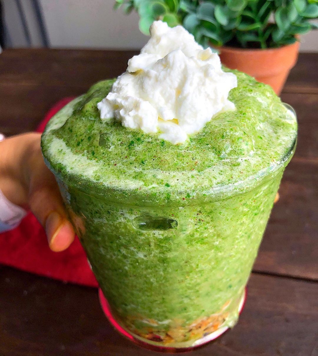 Healthy Green Smoothie Breakfast