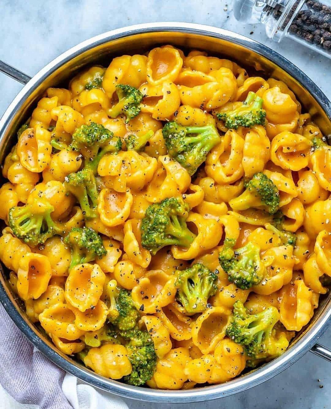 Super Easy Vegan Mac and Cheese