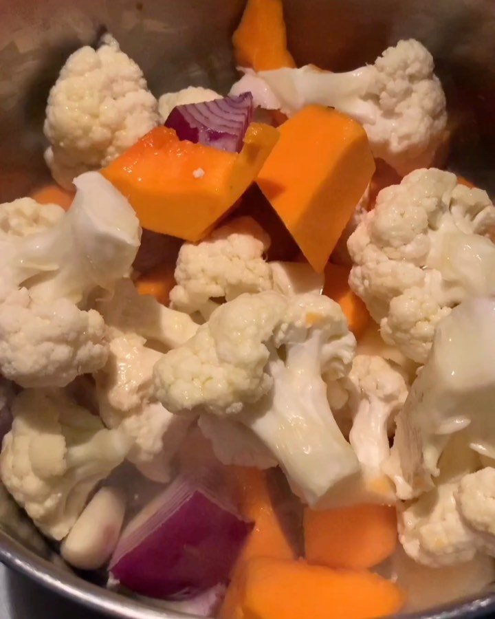 Butternut Pumpkin and Cauliflower Soup