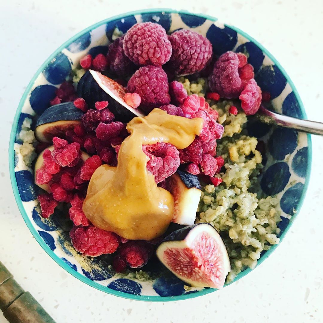 Matcha Vanilla Cauliflower Oats