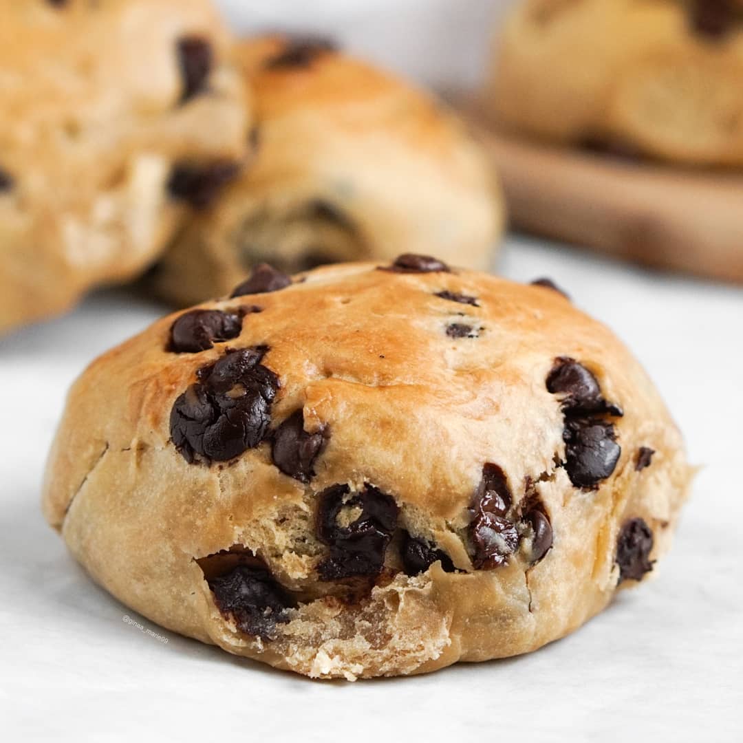 Craving These Soft Chocolate Yeast Buns