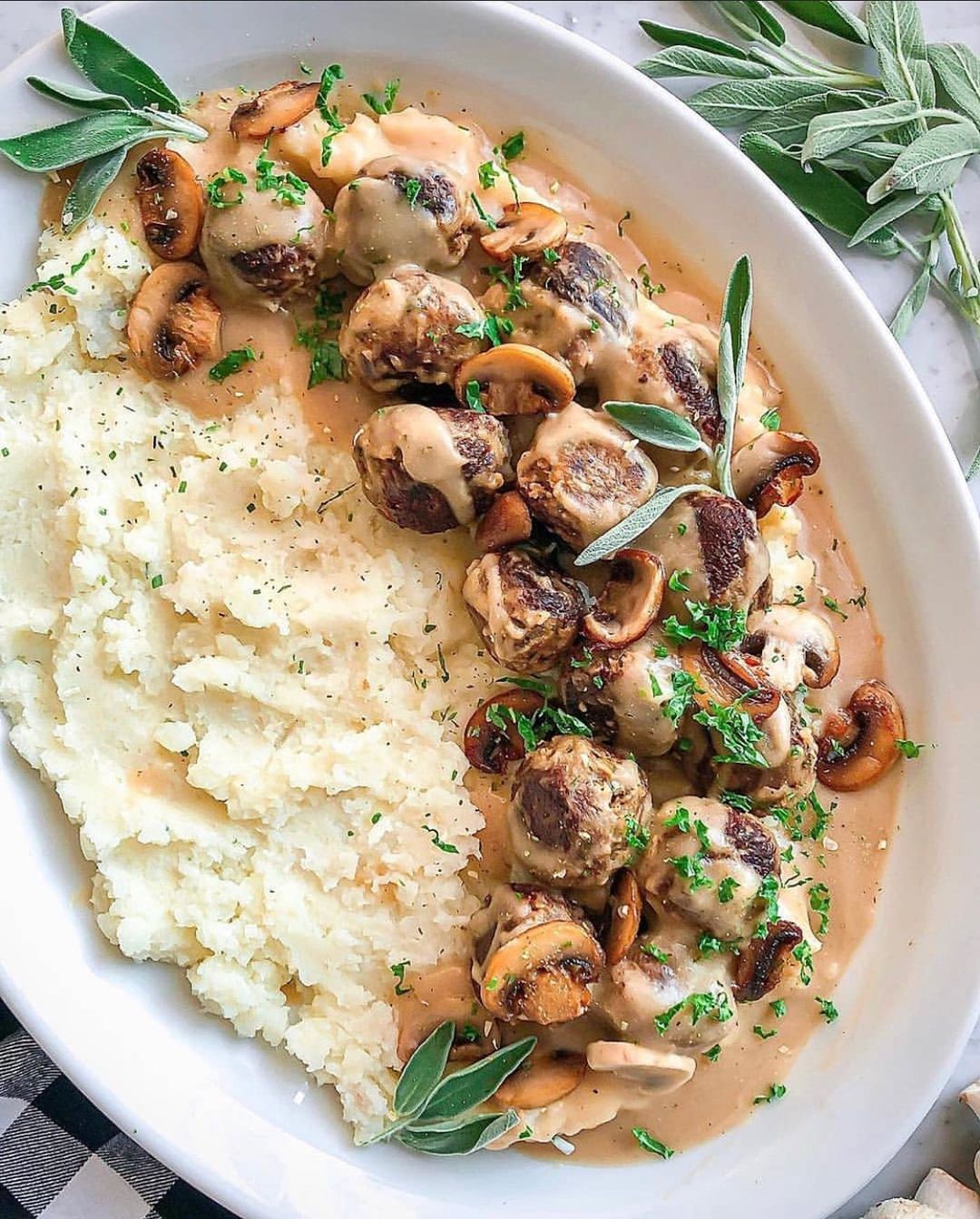 Vegan Meatballs and Mashed Potatoes with Mushroom Gravy