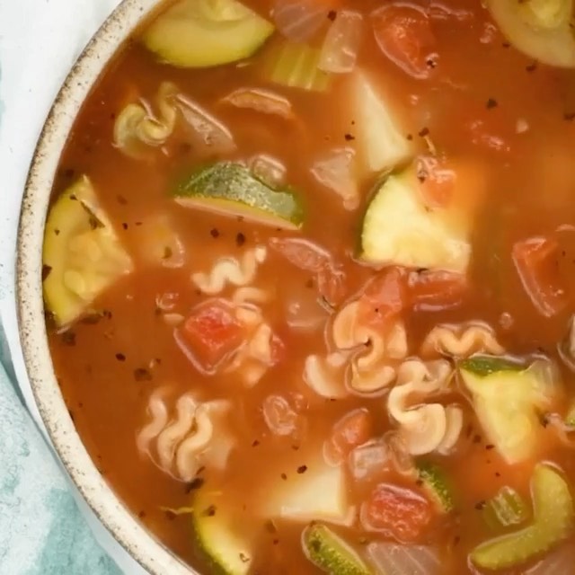 Easy Vegan Minestrone Soup Dish