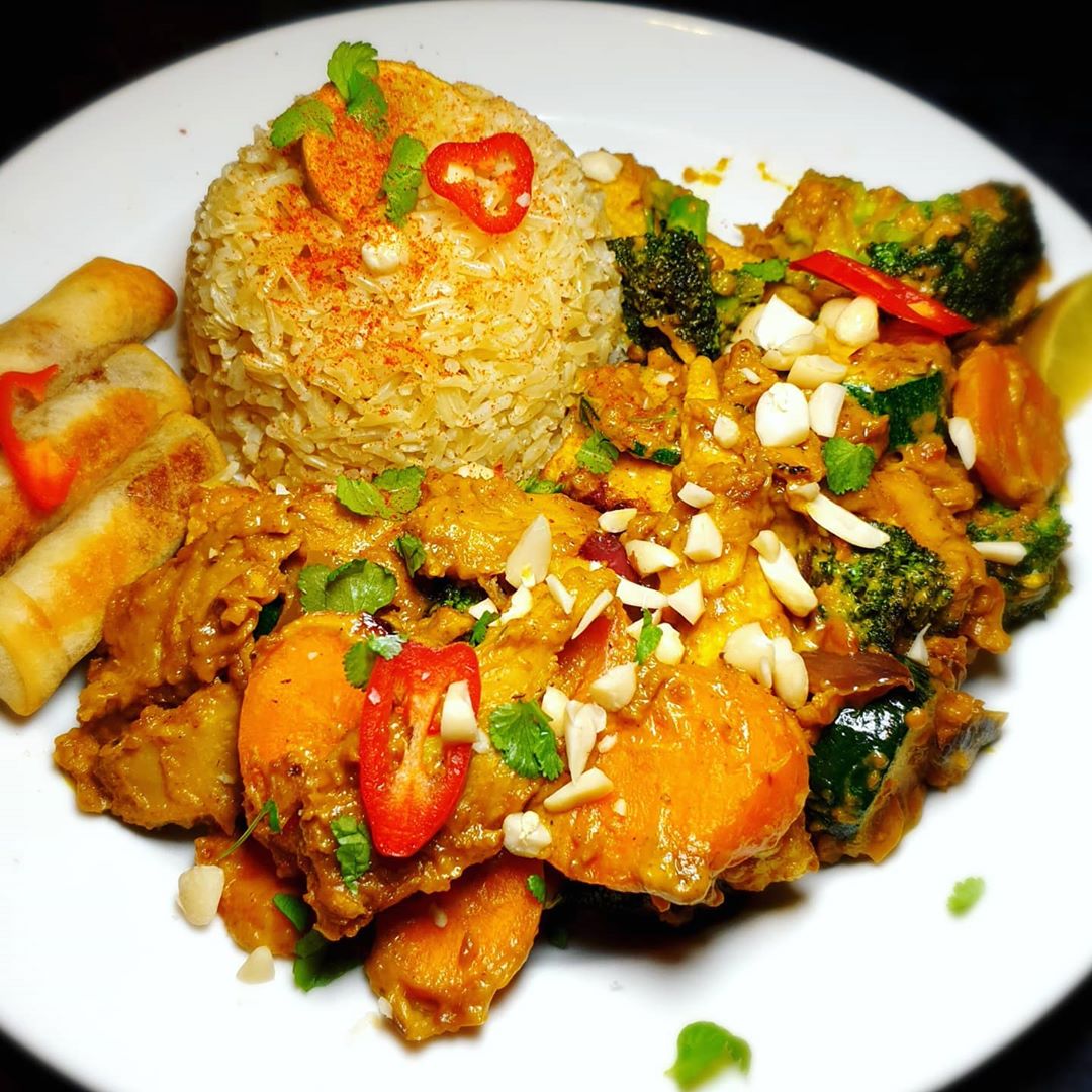 Vegan Chicken Stir-Fry with Satay Sauce