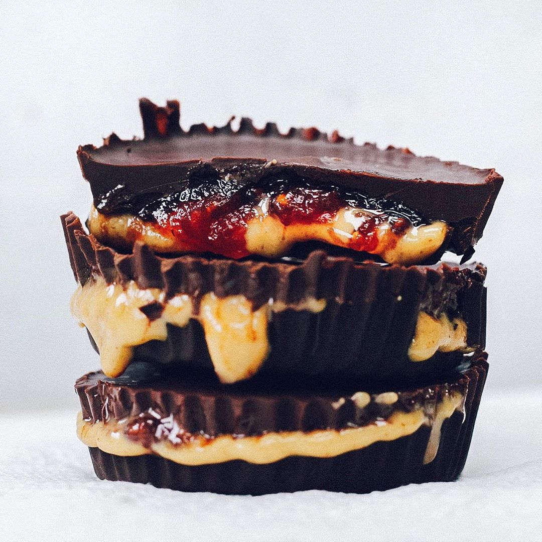 Peanut Butter Jammy Cups