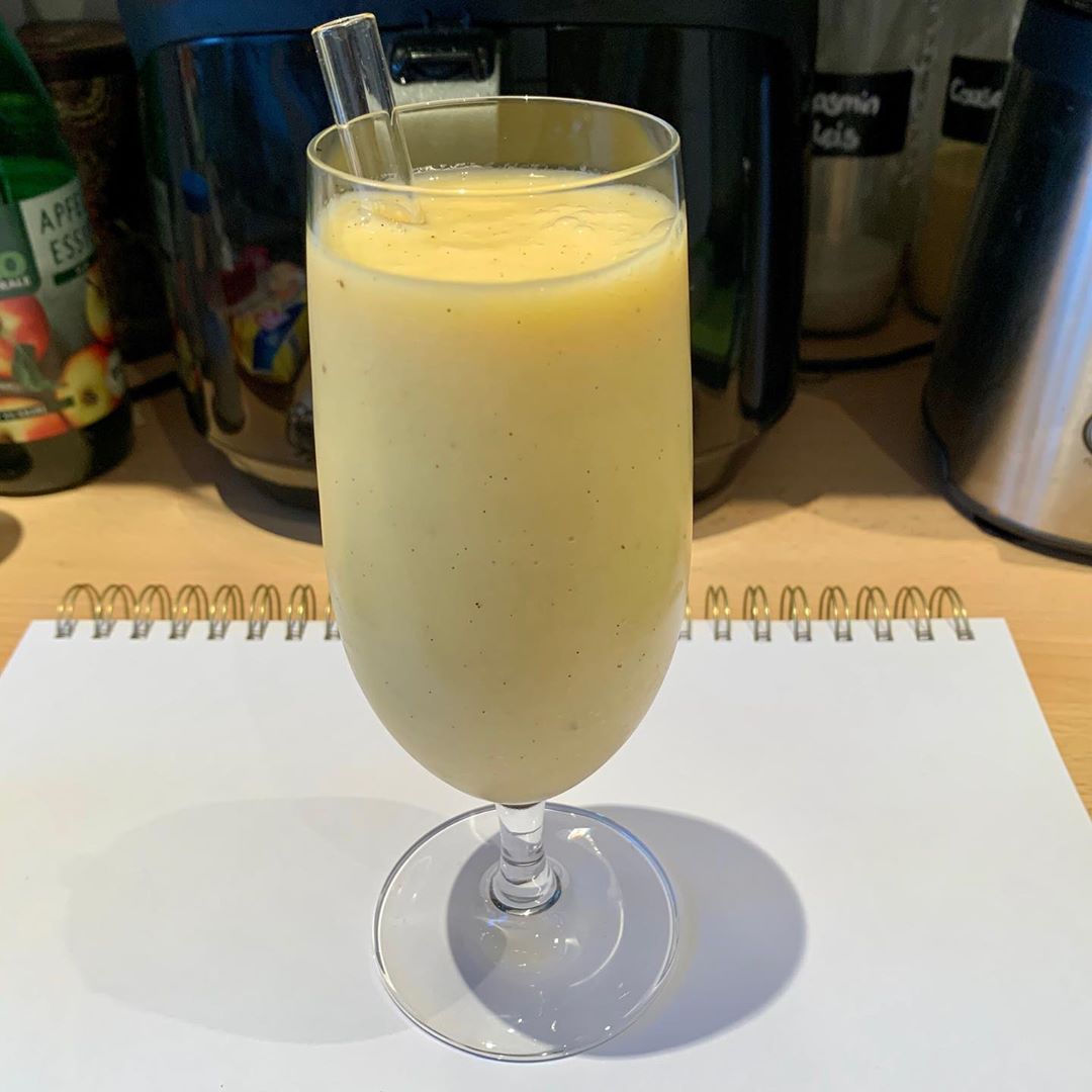Refreshing Light Mango Lassi