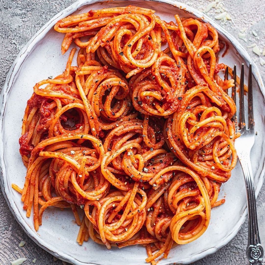 Vegan Gluten-Free Pasta with Tomato Sauce