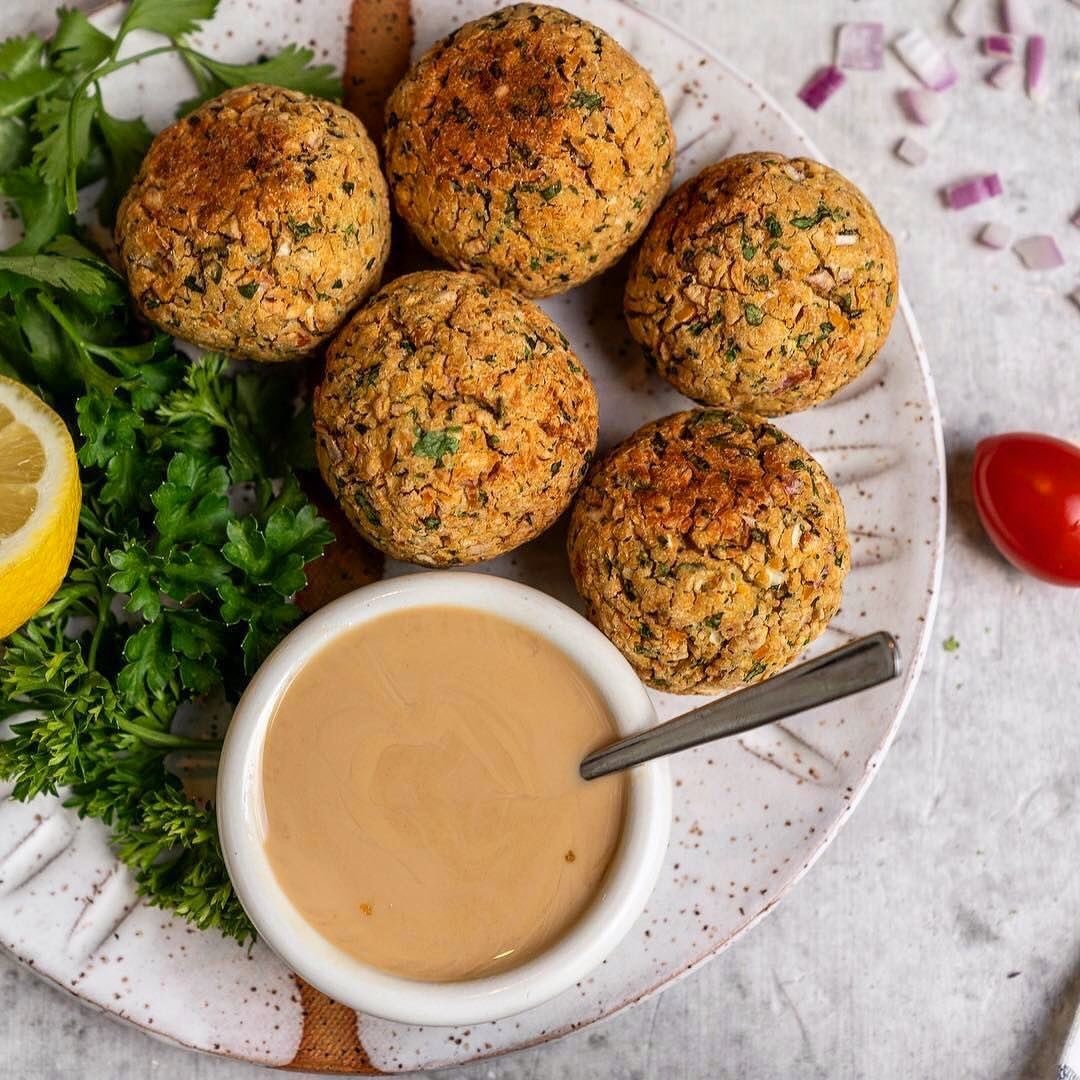 Crispy Baked Falafel Balls
