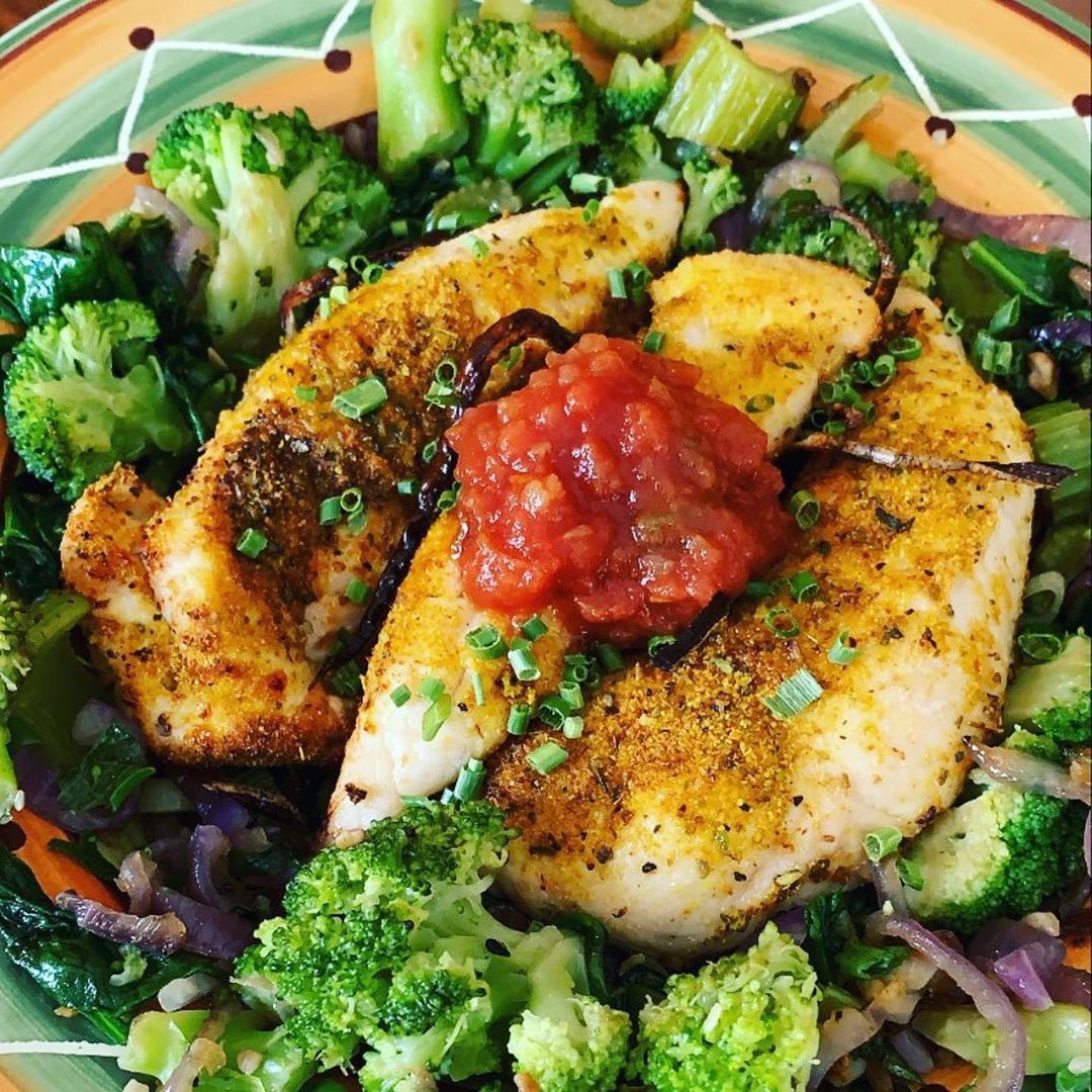 Tex-Mex Air Fryer Chicken with Vegetables