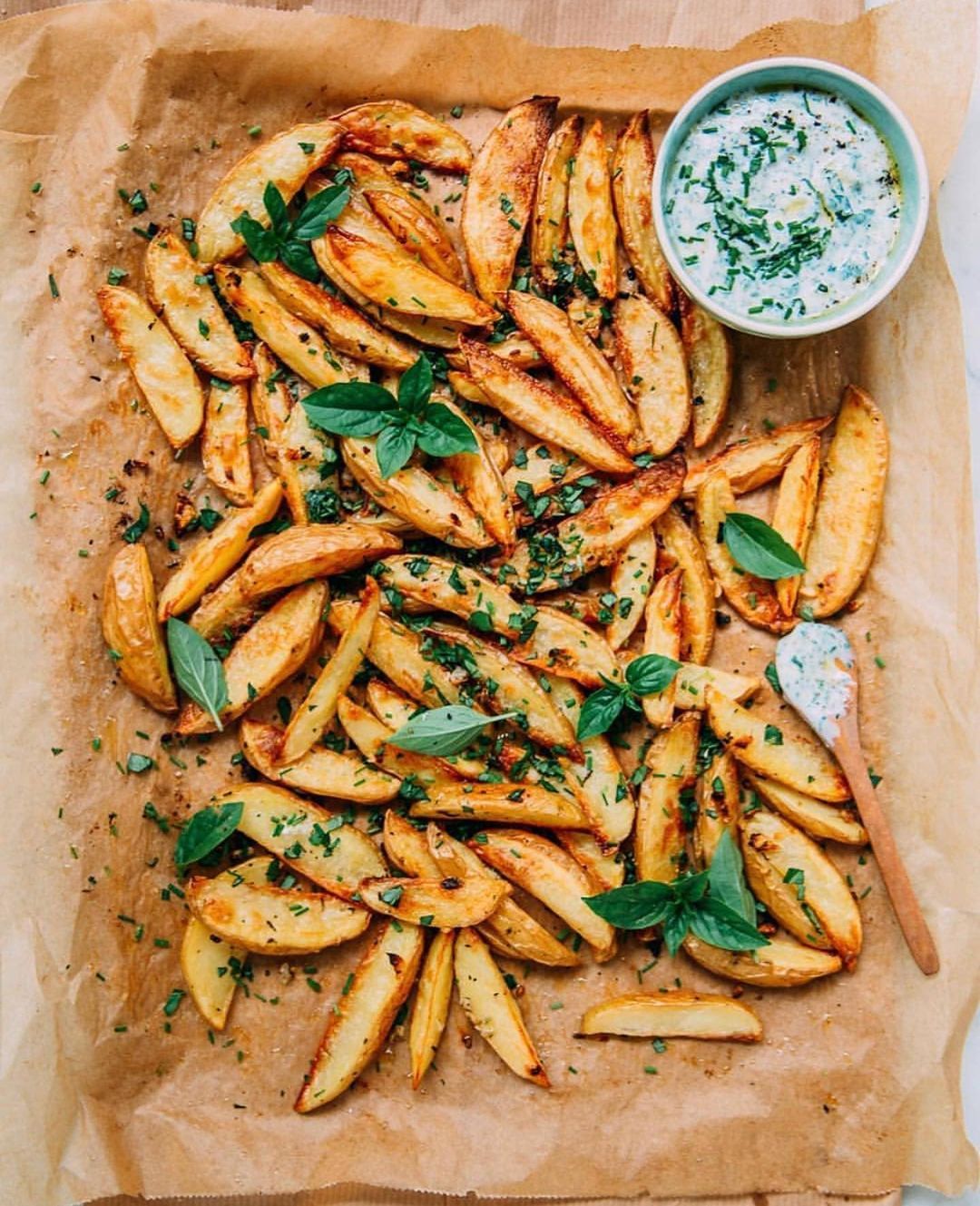 Super Crispy Garlic Herb Fries