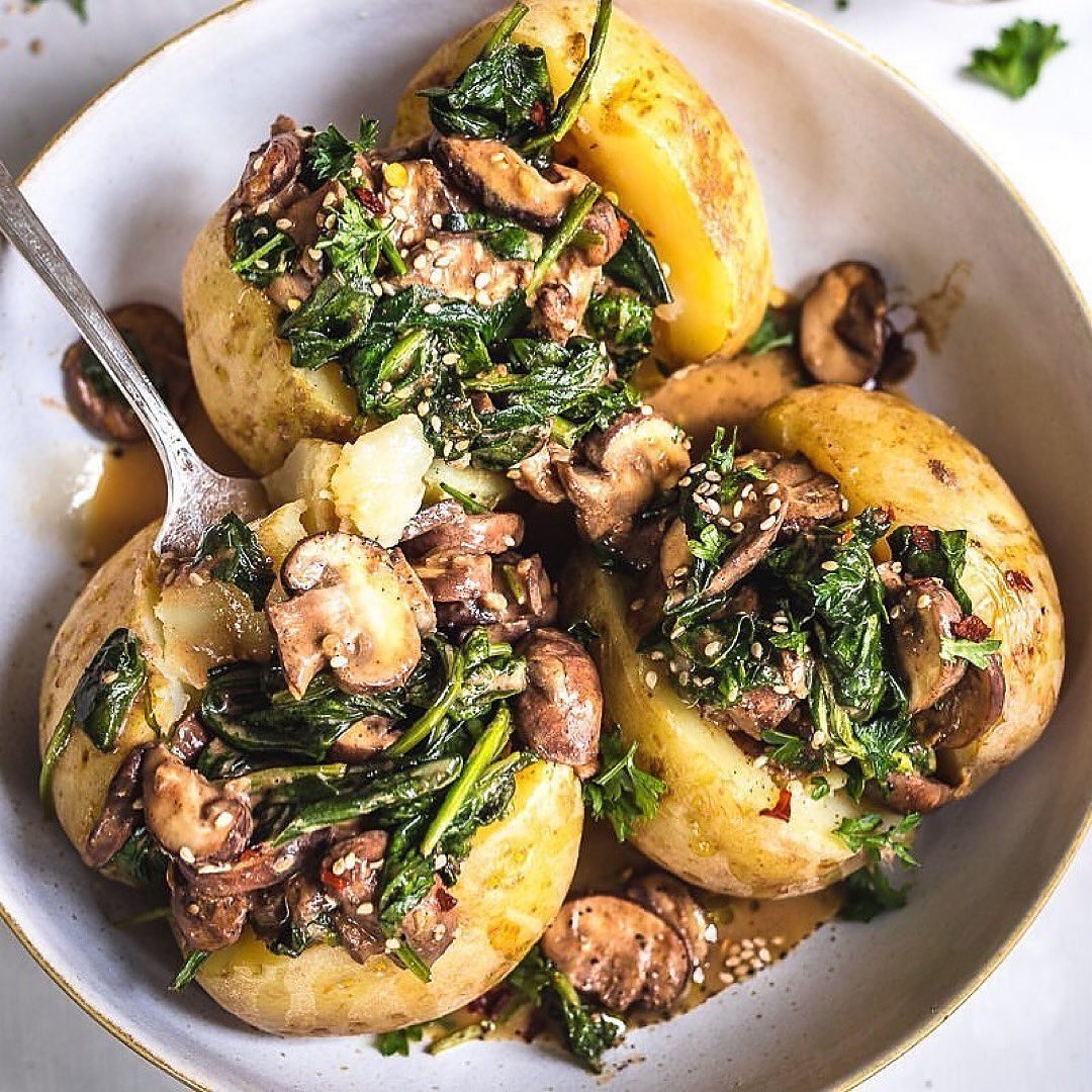 Stuffed Baked Potatoes with Mushroom and Spinach