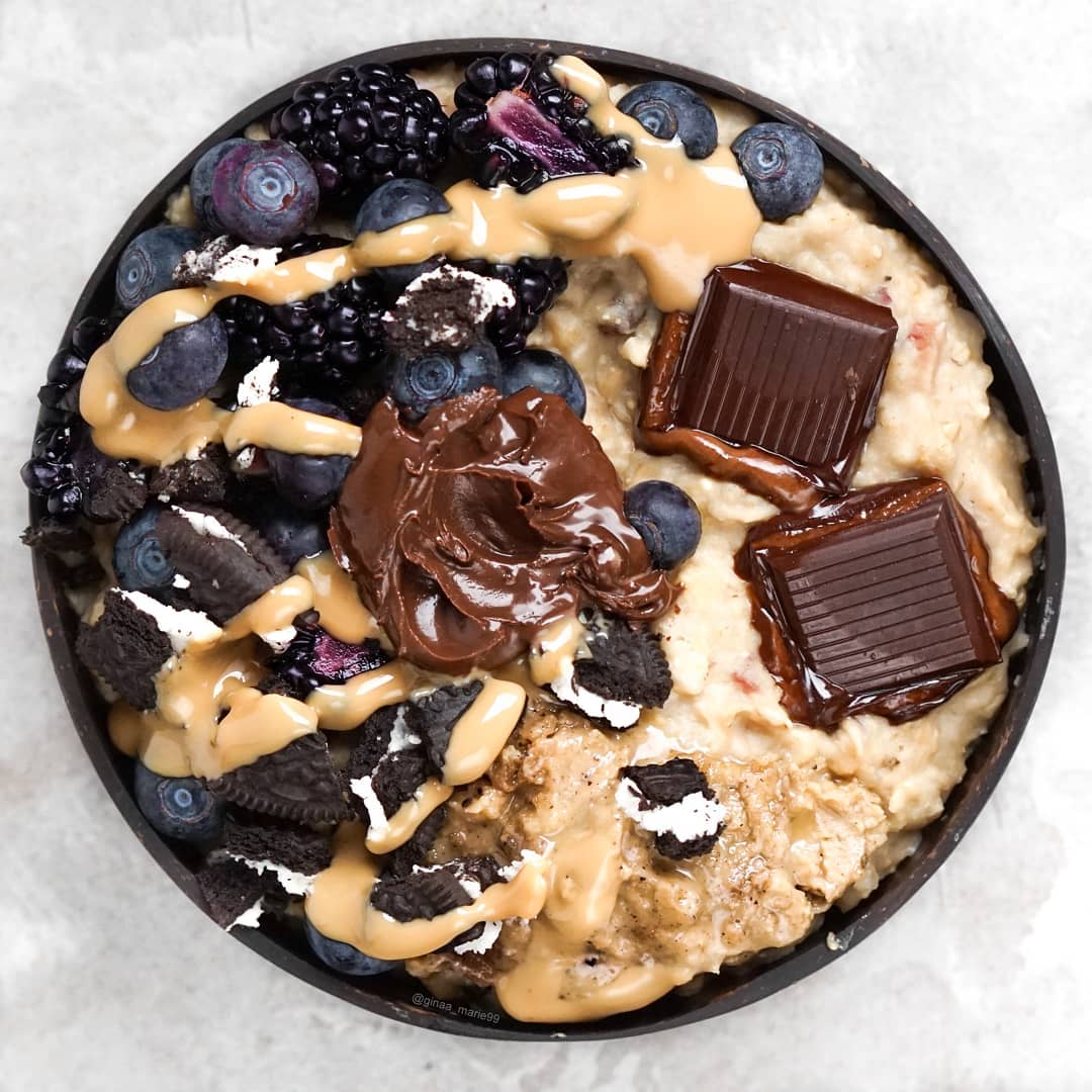 Vegan Salted Caramel Protein Oats Bowl
