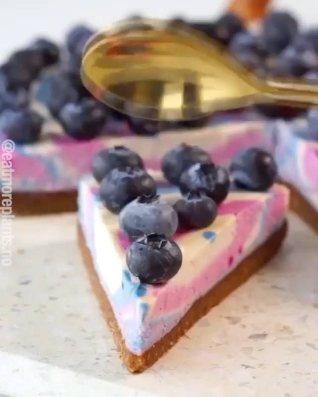 Vegan Unicorn Cheesecake