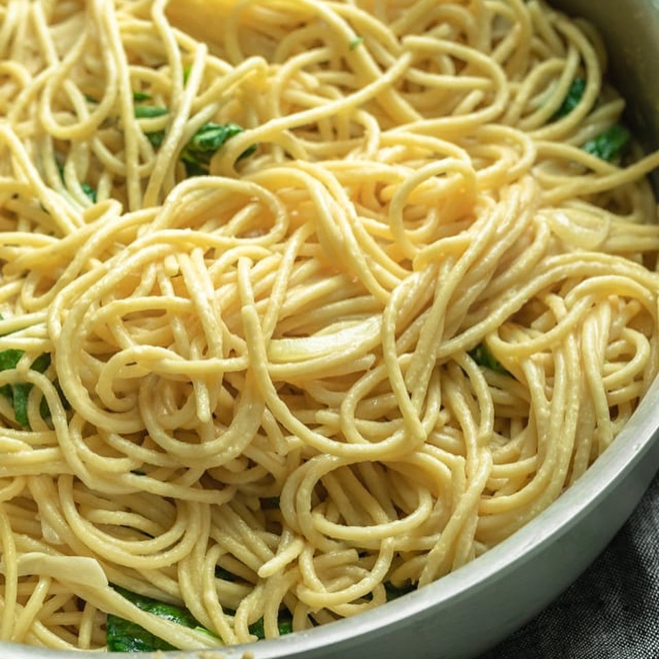 Creamy Vegan Hummus Pasta