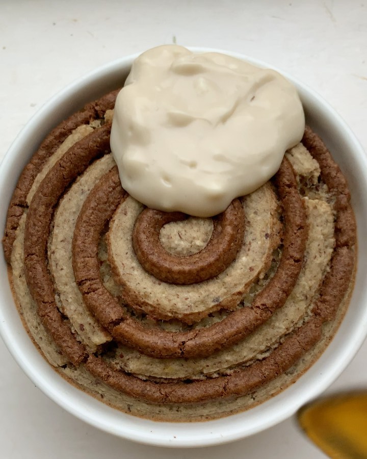 Cinnamon Roll Style Baked Oats