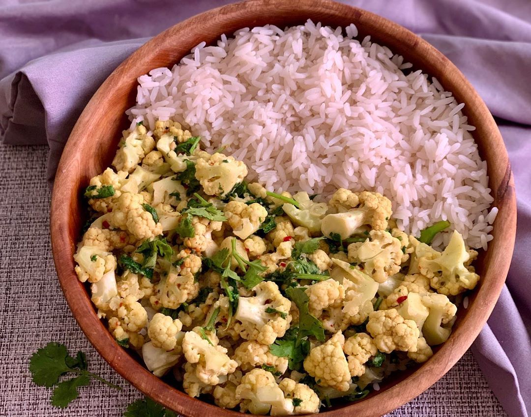 Cauliflower Curry with Coconut Milk and Rice