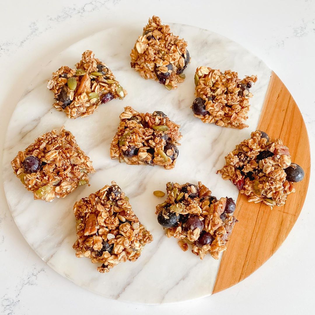 Peanut Butter Banana Oatmeal Bars