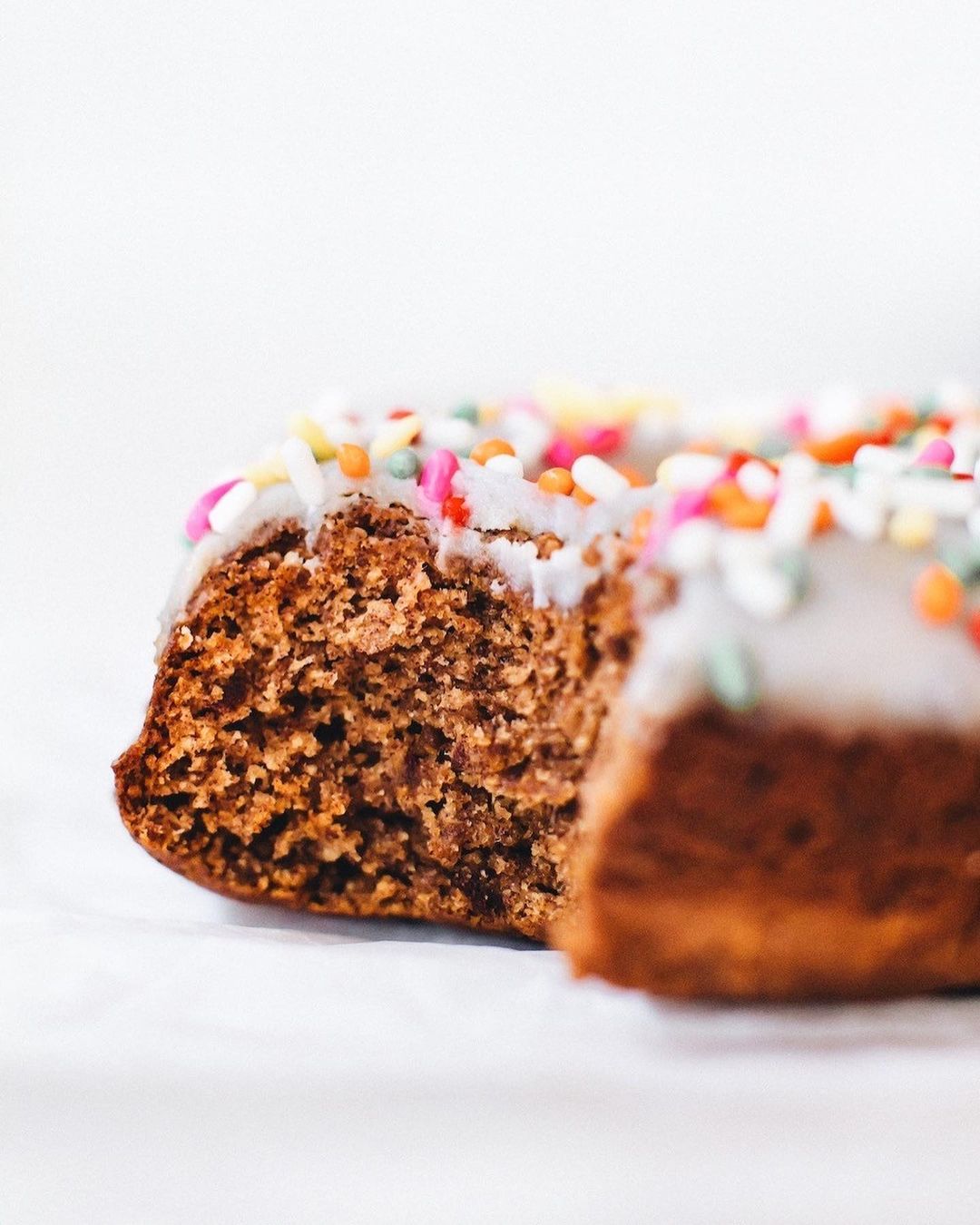 Super Fluffy Fruit-Sweetened Vegan Paleo Donuts