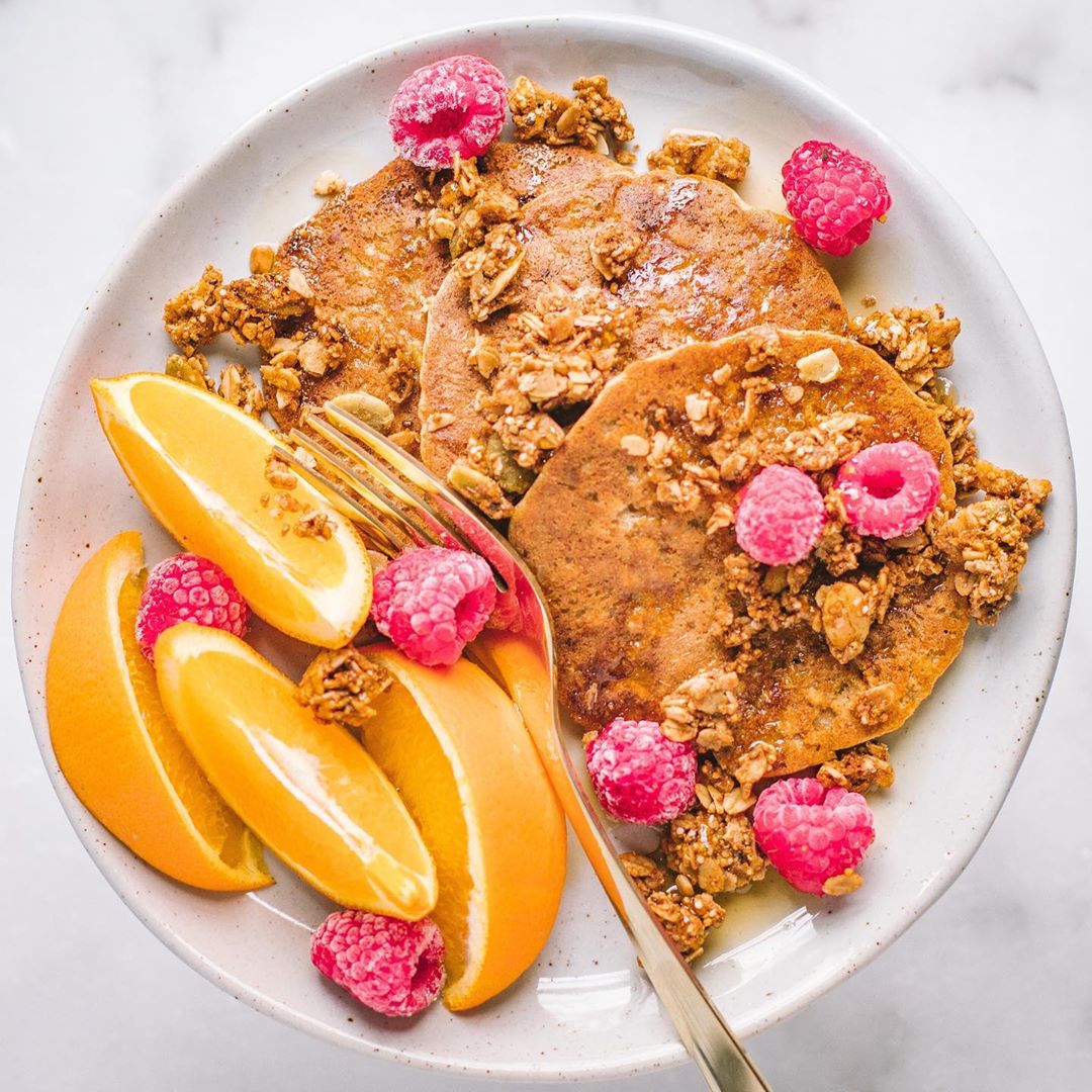 Vegan Banana Oatmeal Pancakes