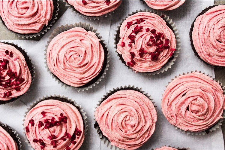 Vegan Chocolate Cupcakes with Raspberry Buttercream