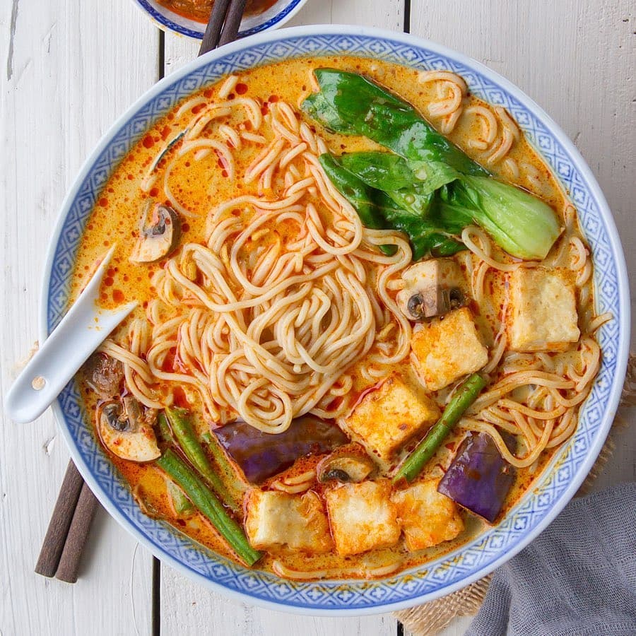 Creamy Curry Ramen Bowl