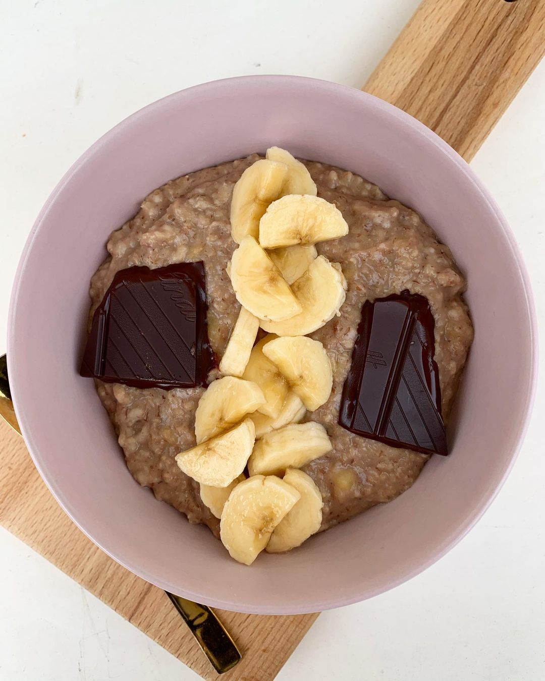 Vegan Chocolate Banana Oatmeal