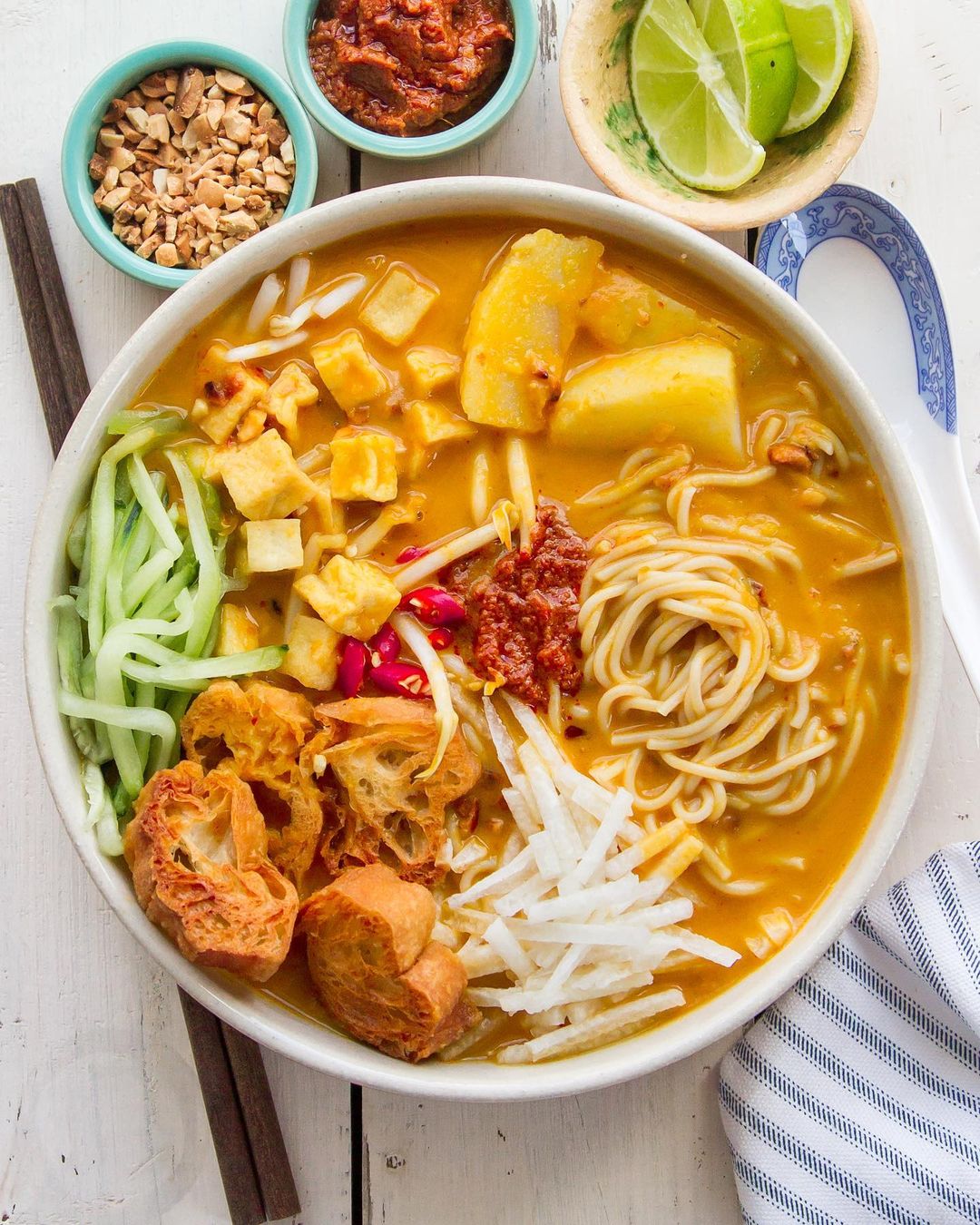 Malaysian Mee Rebus with Sweet Potato Gravy