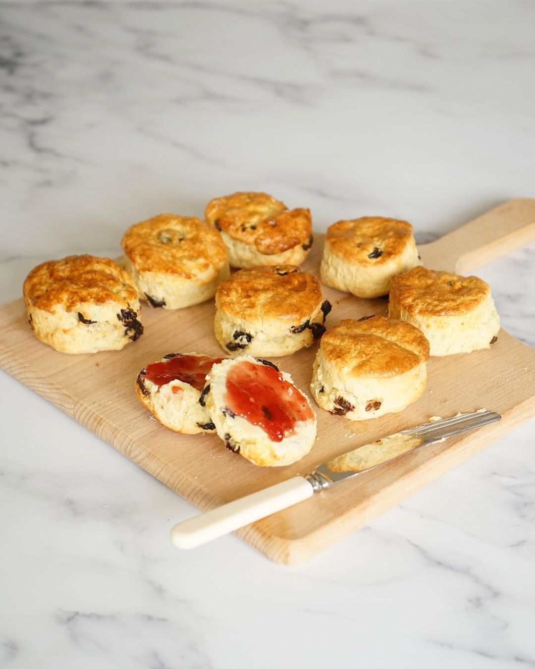 Easy Homemade Scones for Isolation