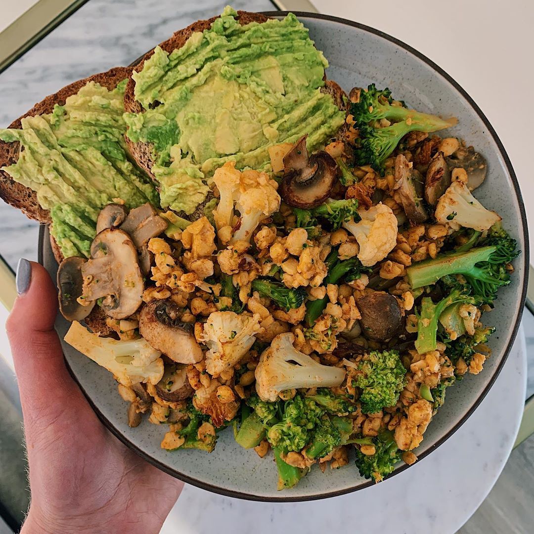 Tempeh Vegetable Breakfast Scramble