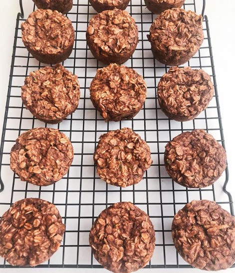 Simple Protein Cinnamon Oat Muffins