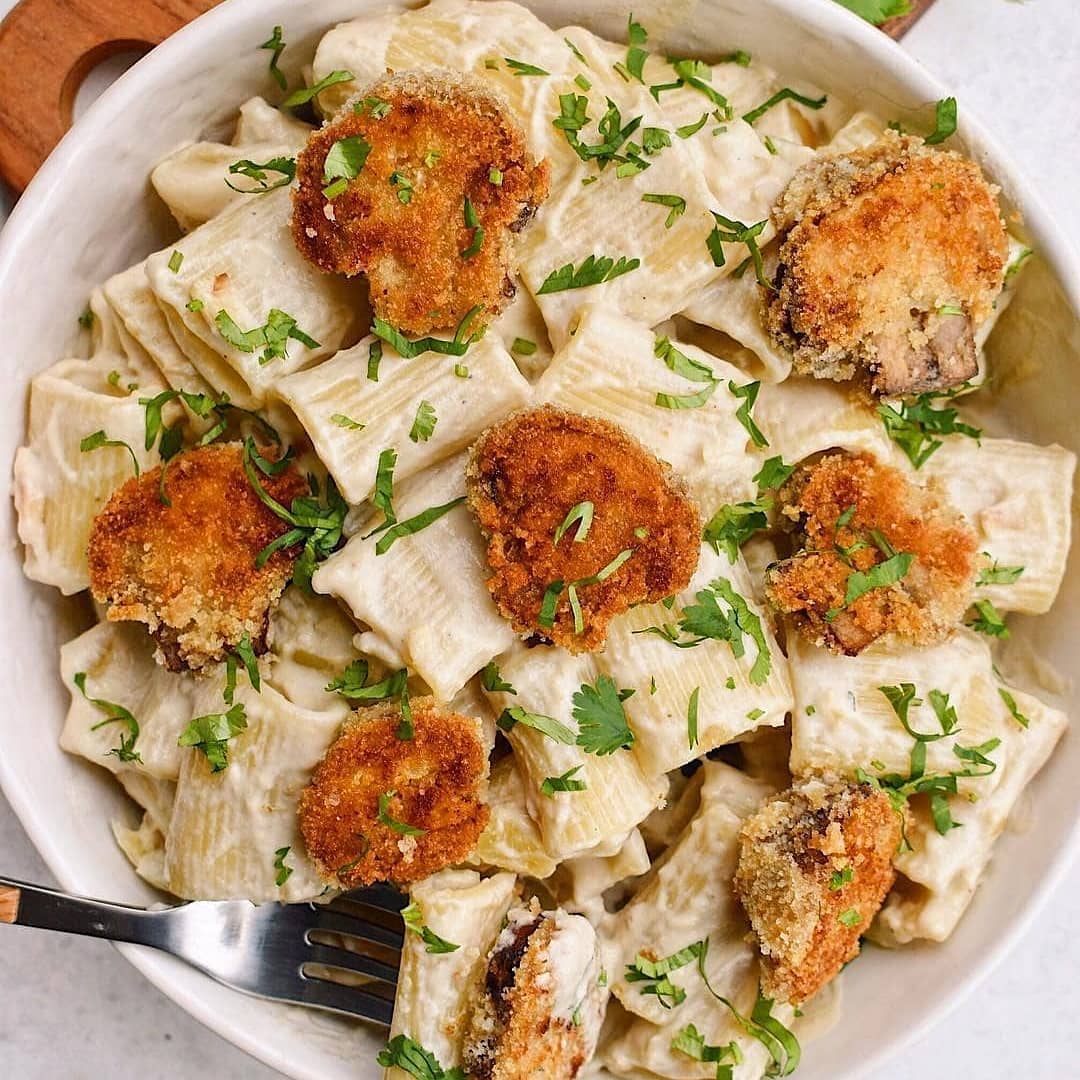 Crispy Mushroom Vegan Alfredo Pasta
