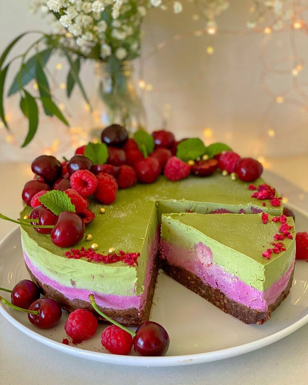 Green Matcha Vegan Cheesecake
