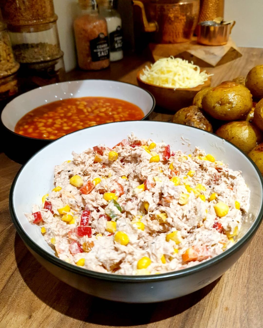 Baked Jacket Potatoes with Salt and Oil
