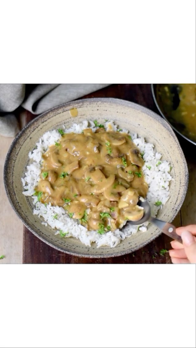 Creamy Vegan Mushroom Stroganoff