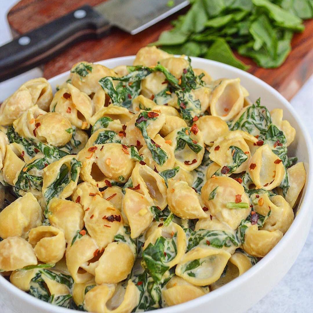 Vegan Creamy Spinach Pasta Dish