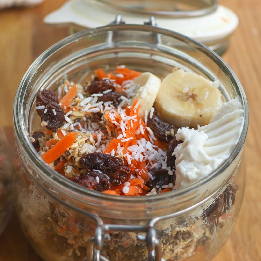 Carrot Cake Overnight Oats