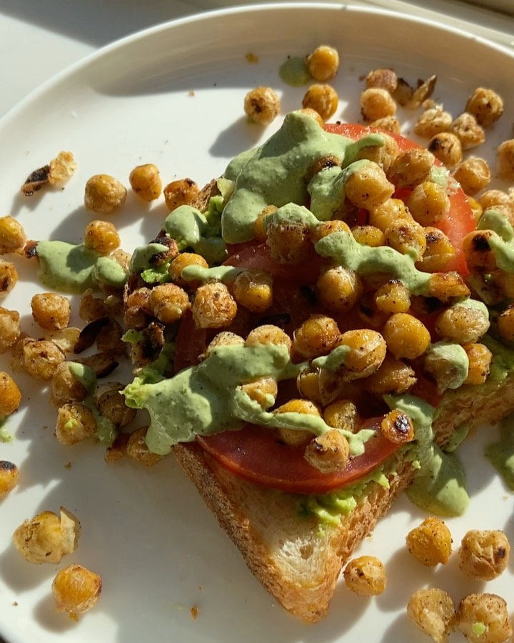 Simple Avo Toast