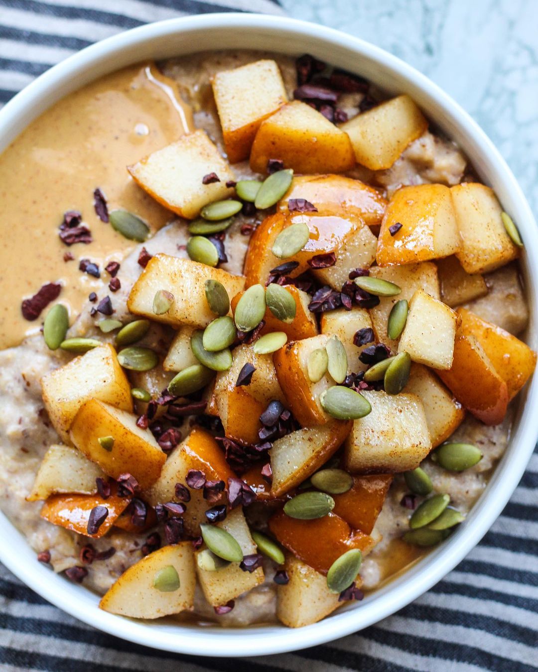 Maca Oats with Sautéed Pears