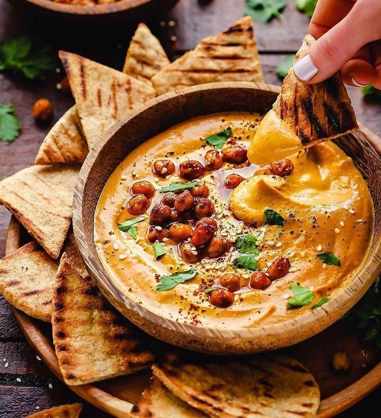 Creamy Dreamy Golden Hummus