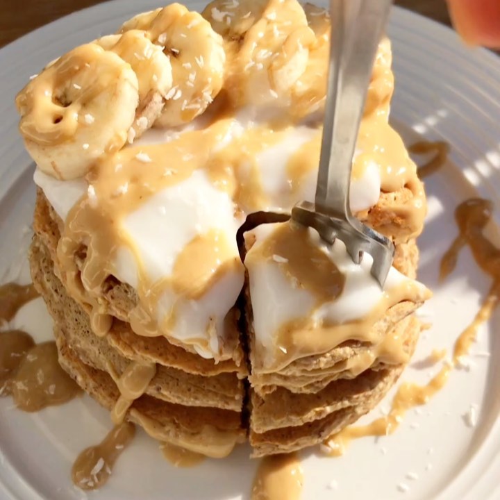 Banana Bread Pancakes Made with Oat Flour