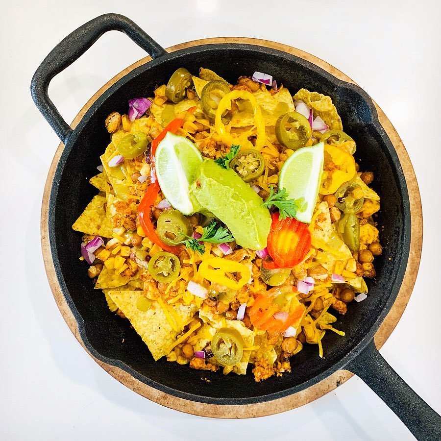 Mouthwatering Vegan Skillet Nachos