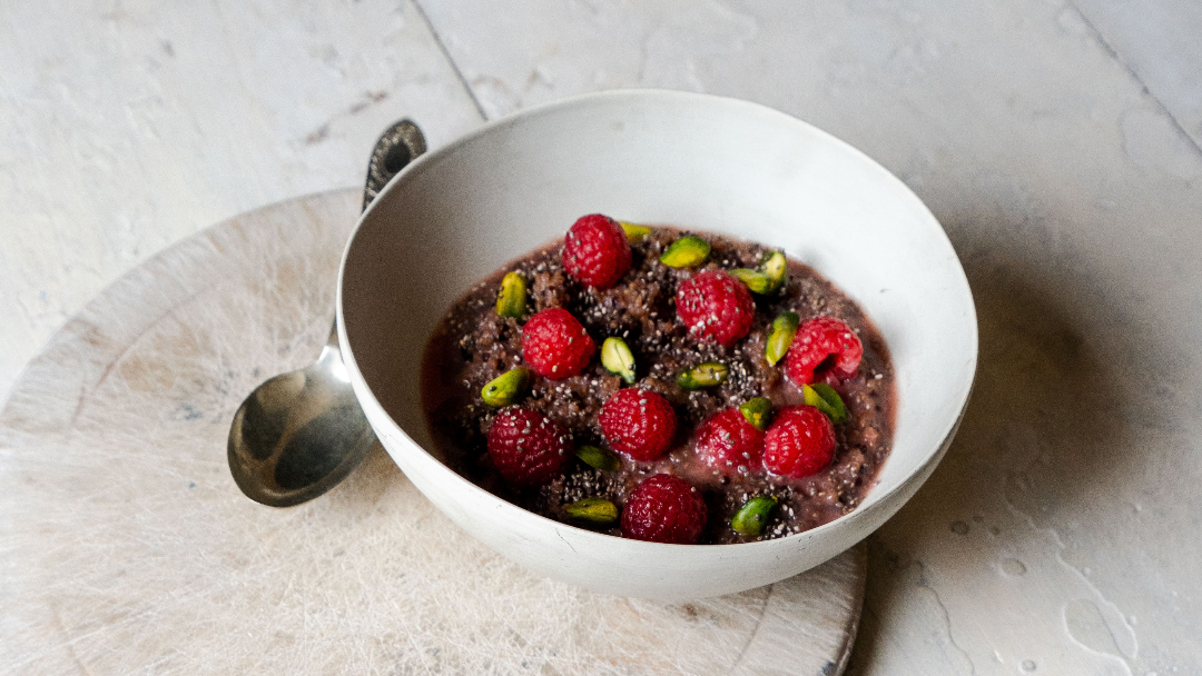 Super Quick Quinoa Smoothie Porridge