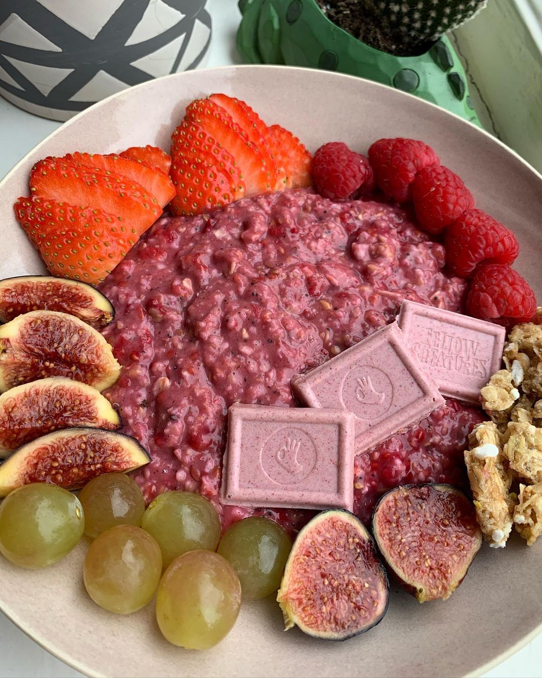 Raspberry and White Chocolate Vegan Porridge
