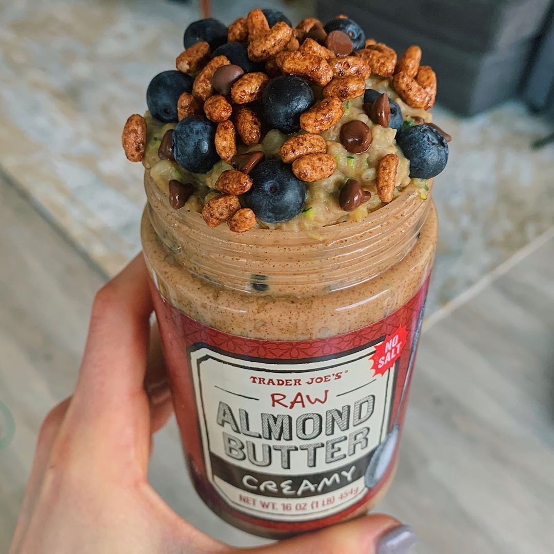 Peanut Butter Cup Oats in a Jar