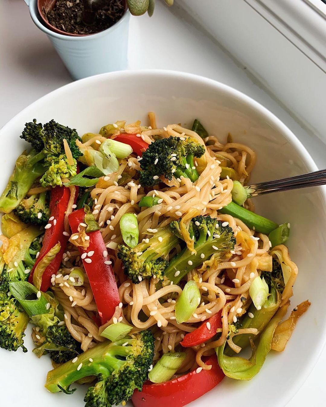 Quick Sticky Sesame Noodles Stir Fry