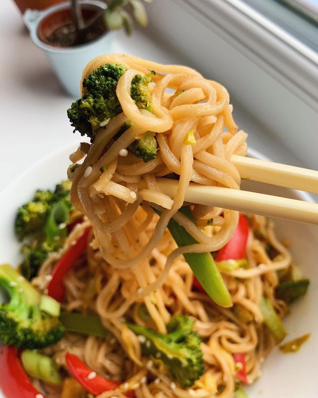 Quick Sticky Sesame Noodles Stir Fry