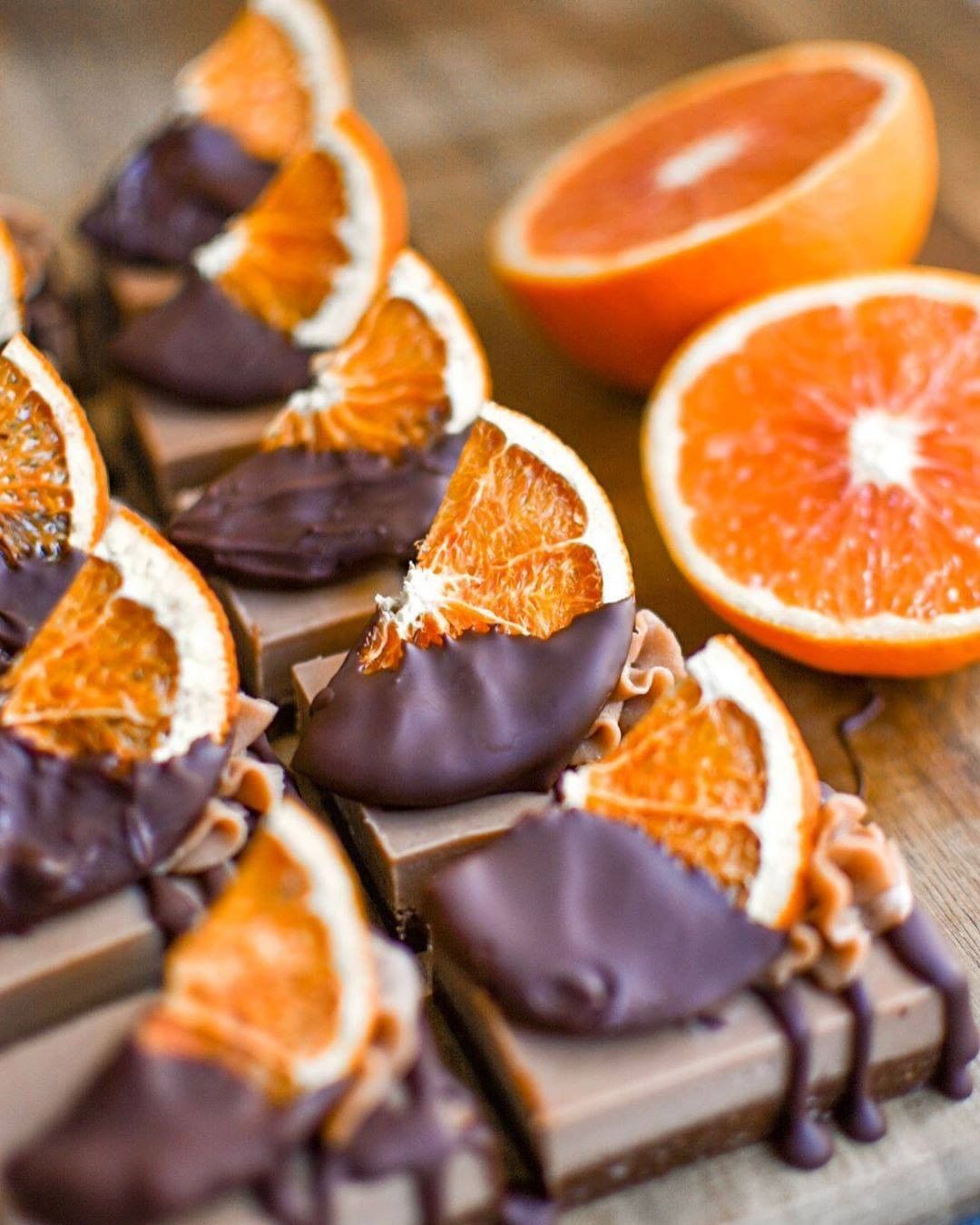 Raw Jaffa Slice