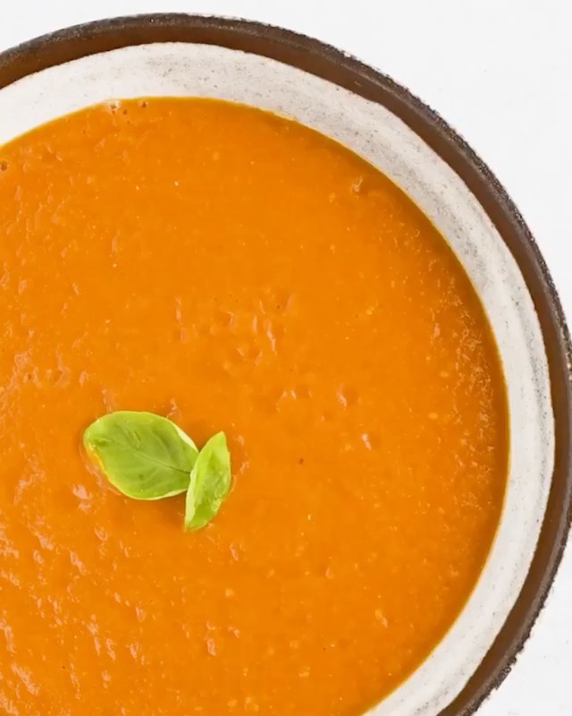 Roasted Tomato and Bell Pepper Soup