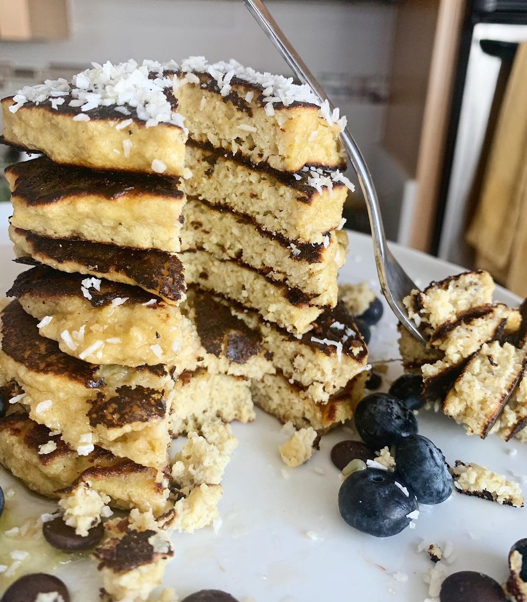 Fluffy Golden Banana Almond Flour Pancakes