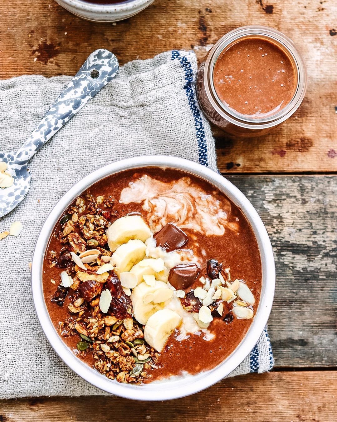 Healthy Porridge with Chocolate Banana Smoothie Topping